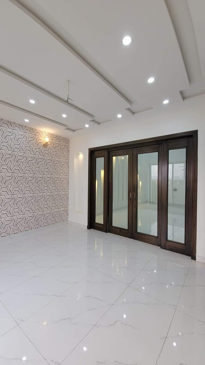 WhatsApp-Image-2024-11-14-at-17.59.30_bb10d23a