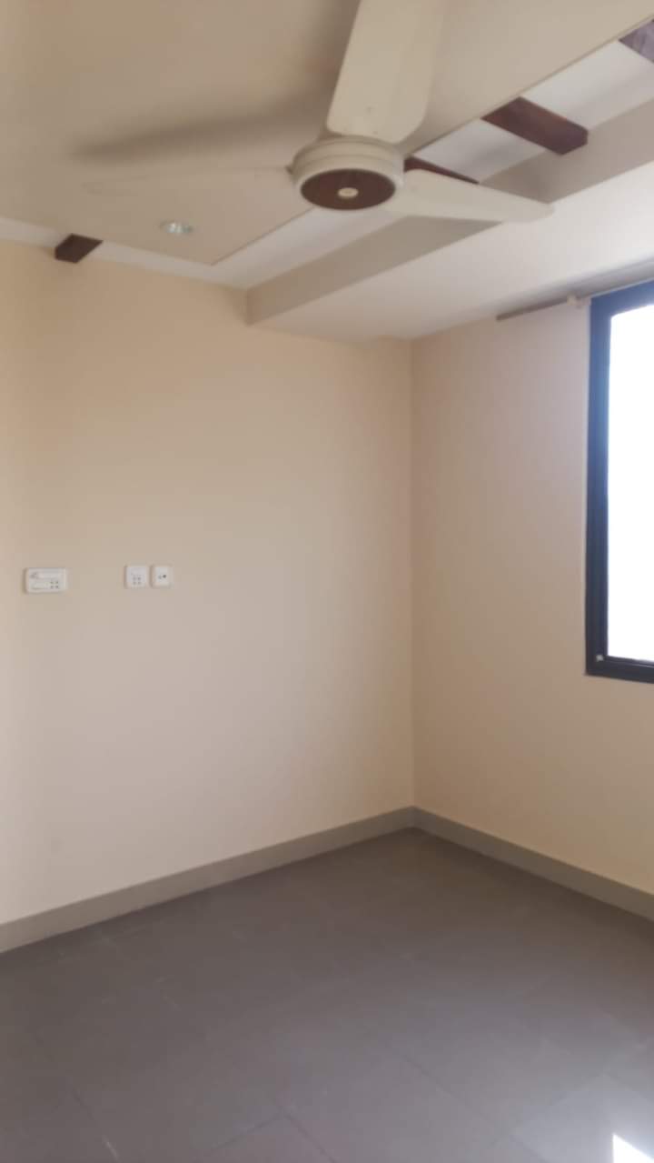 WhatsApp-Image-2024-11-16-at-23.02.24_adff8438