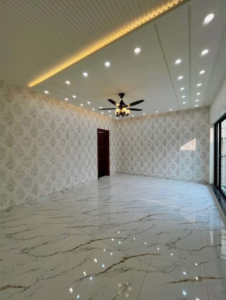 WhatsApp-Image-2024-12-05-at-23.02.03_e2bfbfae