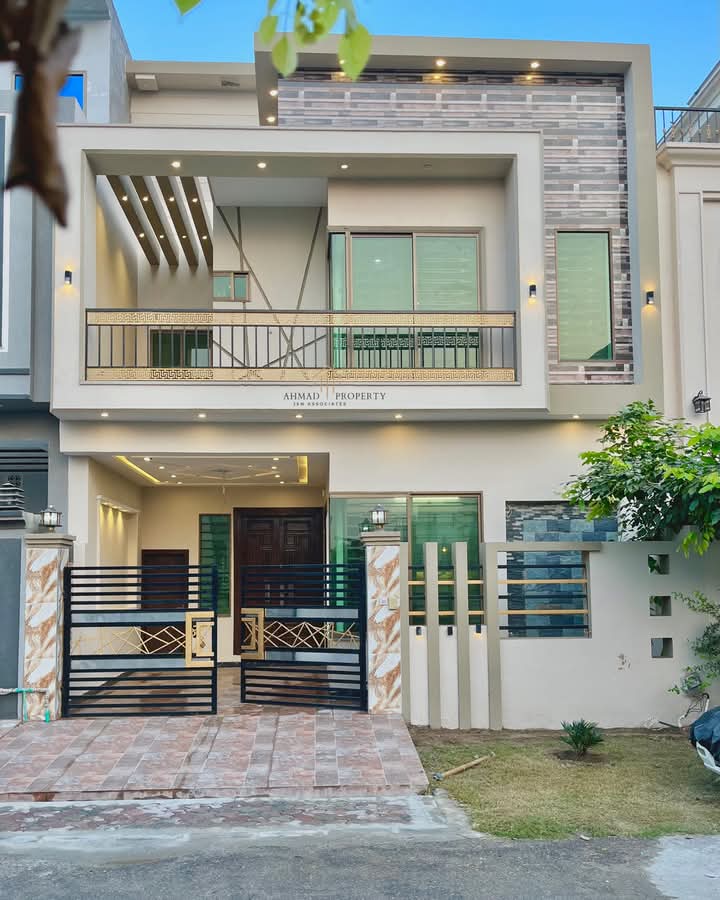 WhatsApp-Image-2024-12-05-at-23.18.28_f879ac66