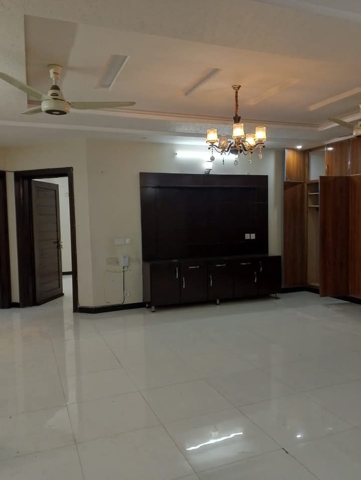 WhatsApp-Image-2024-12-10-at-21.53.18_587fa76d