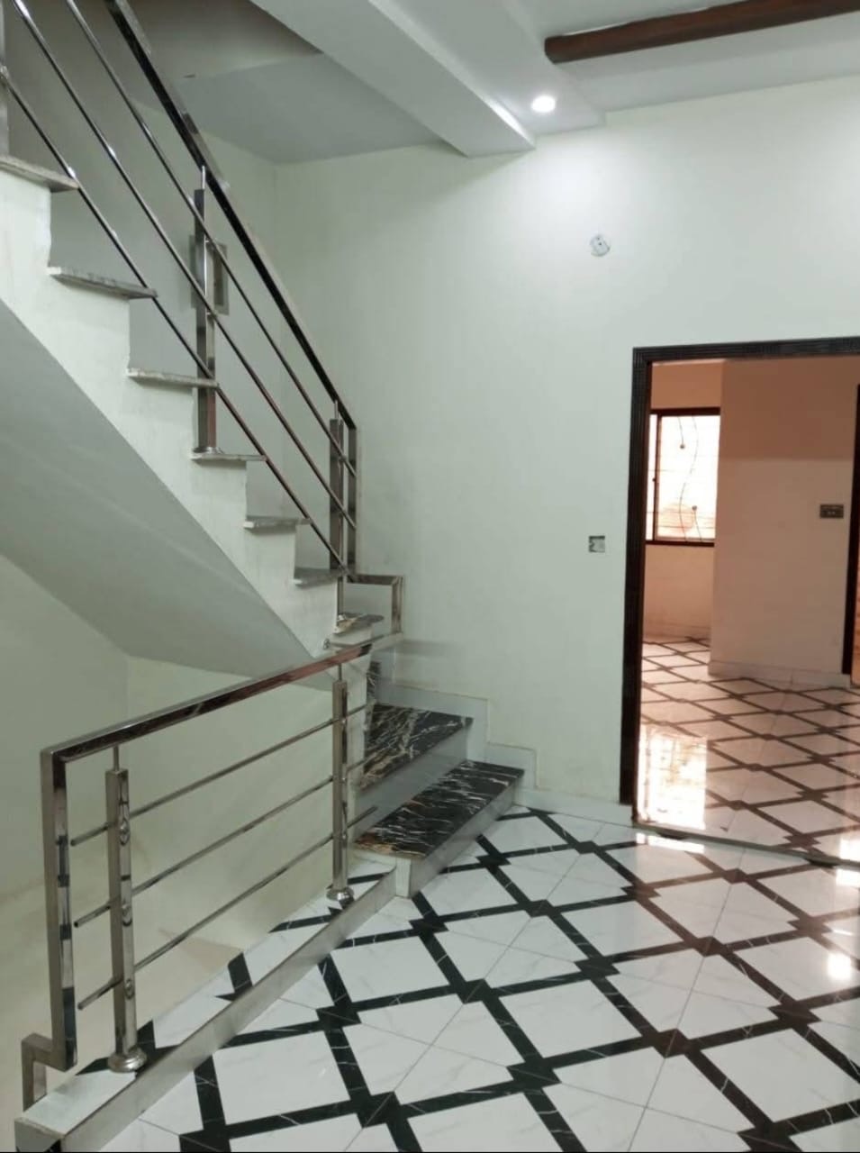 53b98bac-1038-43e8-a145-48aaf06a3e5c