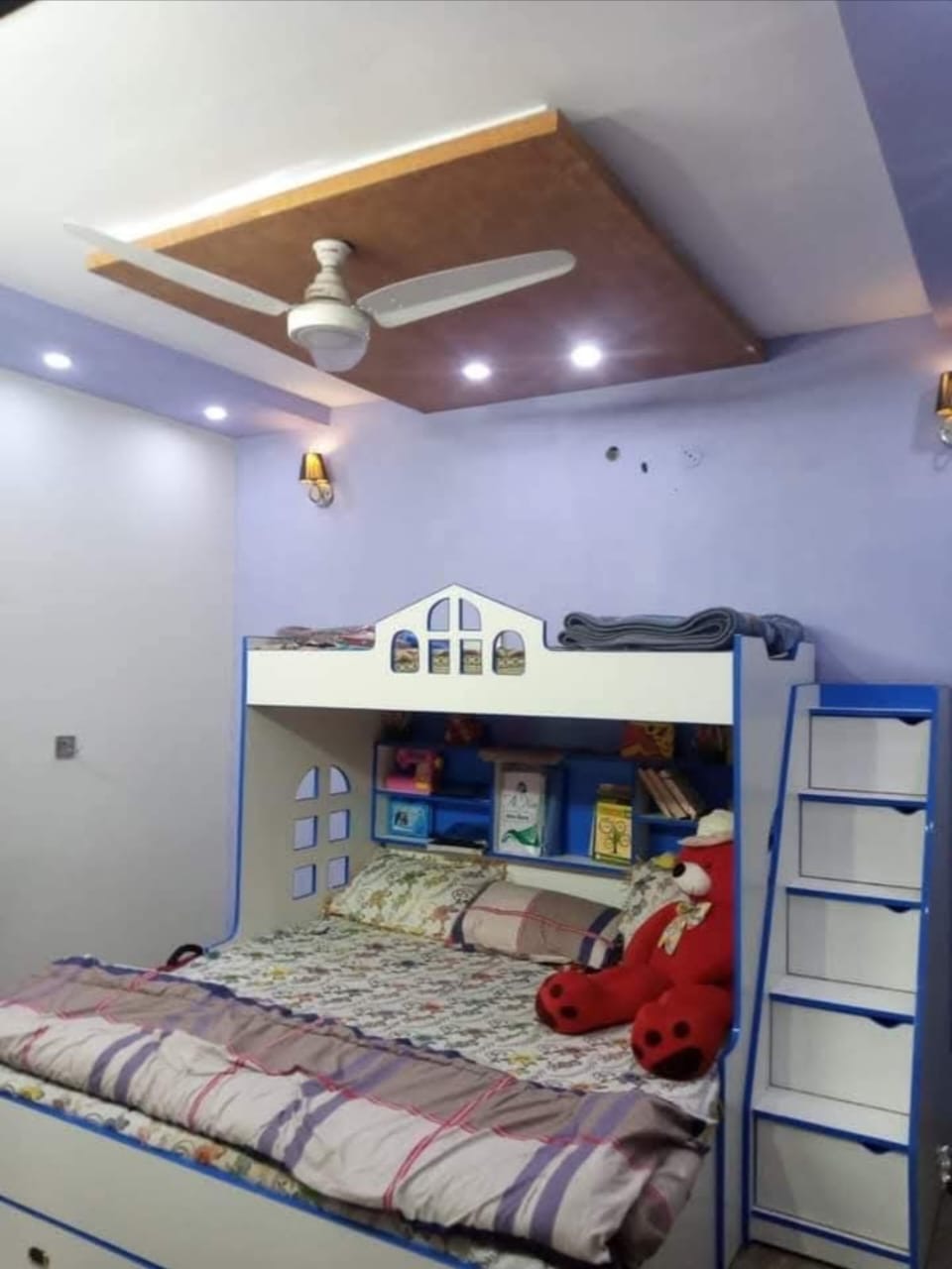 8c6dce23-98e0-44f0-a9db-ce169585dc2c