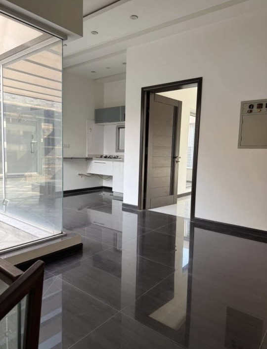 9a931676-69c3-4a0e-a351-08c8ee0e2212