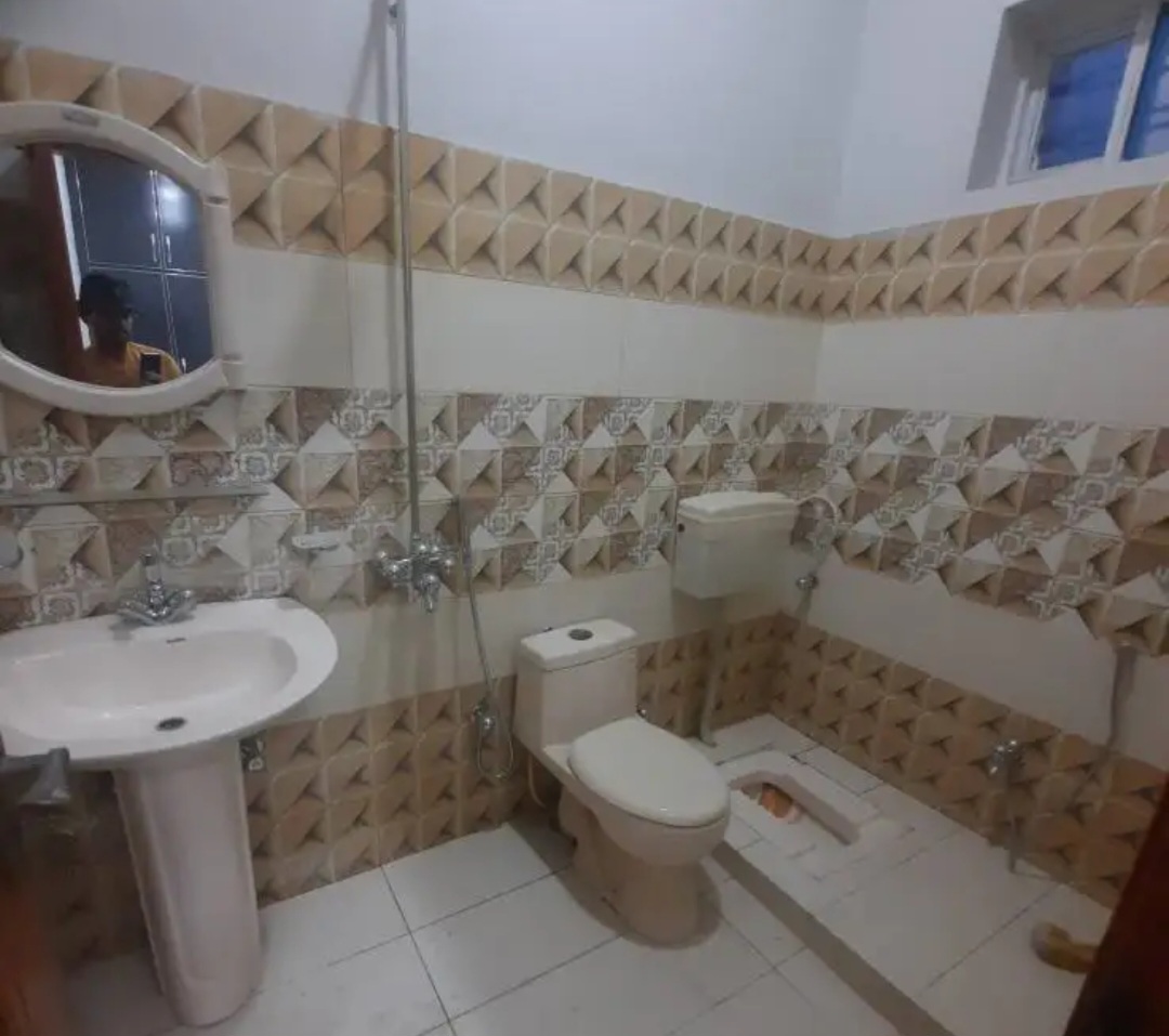 Screenshot_20250518_220614_Facebook