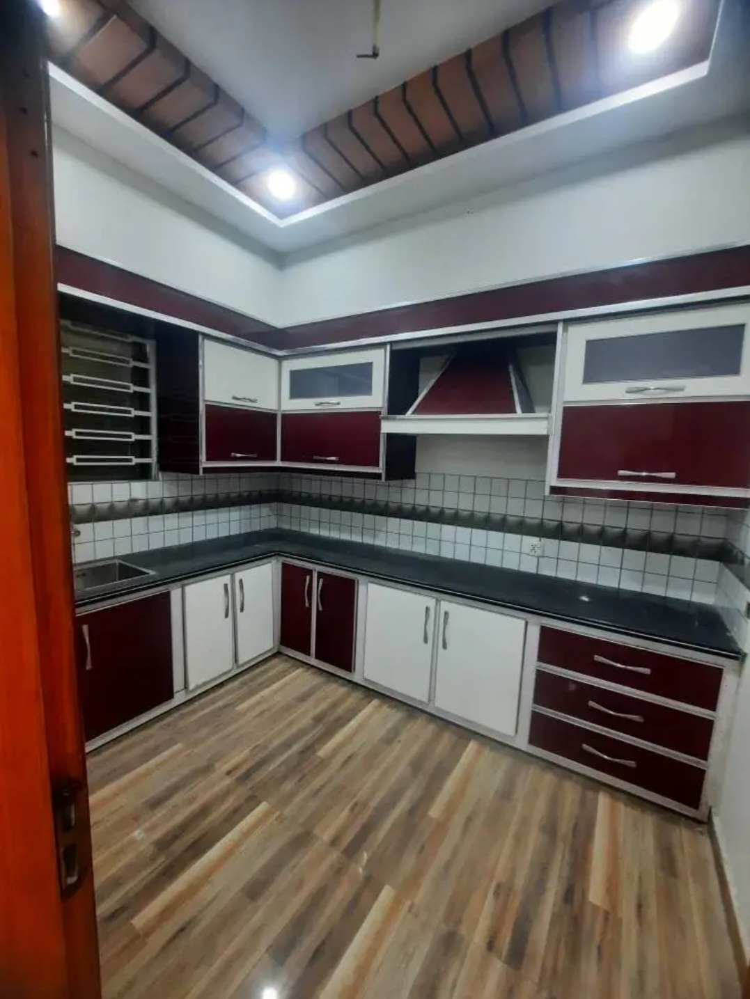 Screenshot_20250518_220622_Facebook