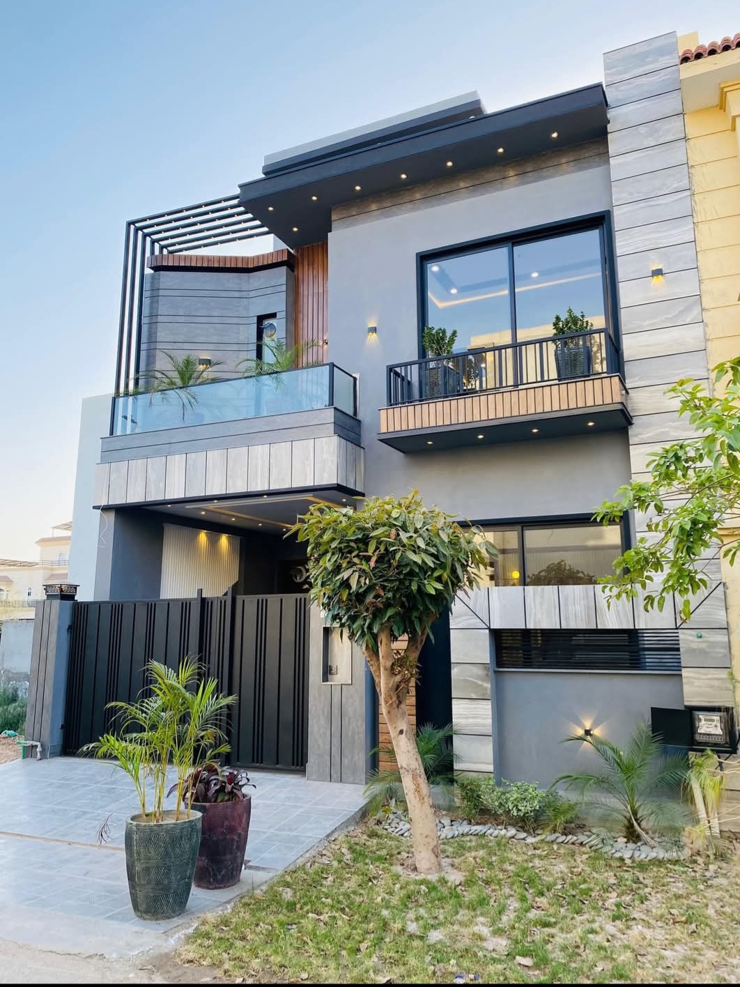 Screenshot_20250519_174826_Facebook