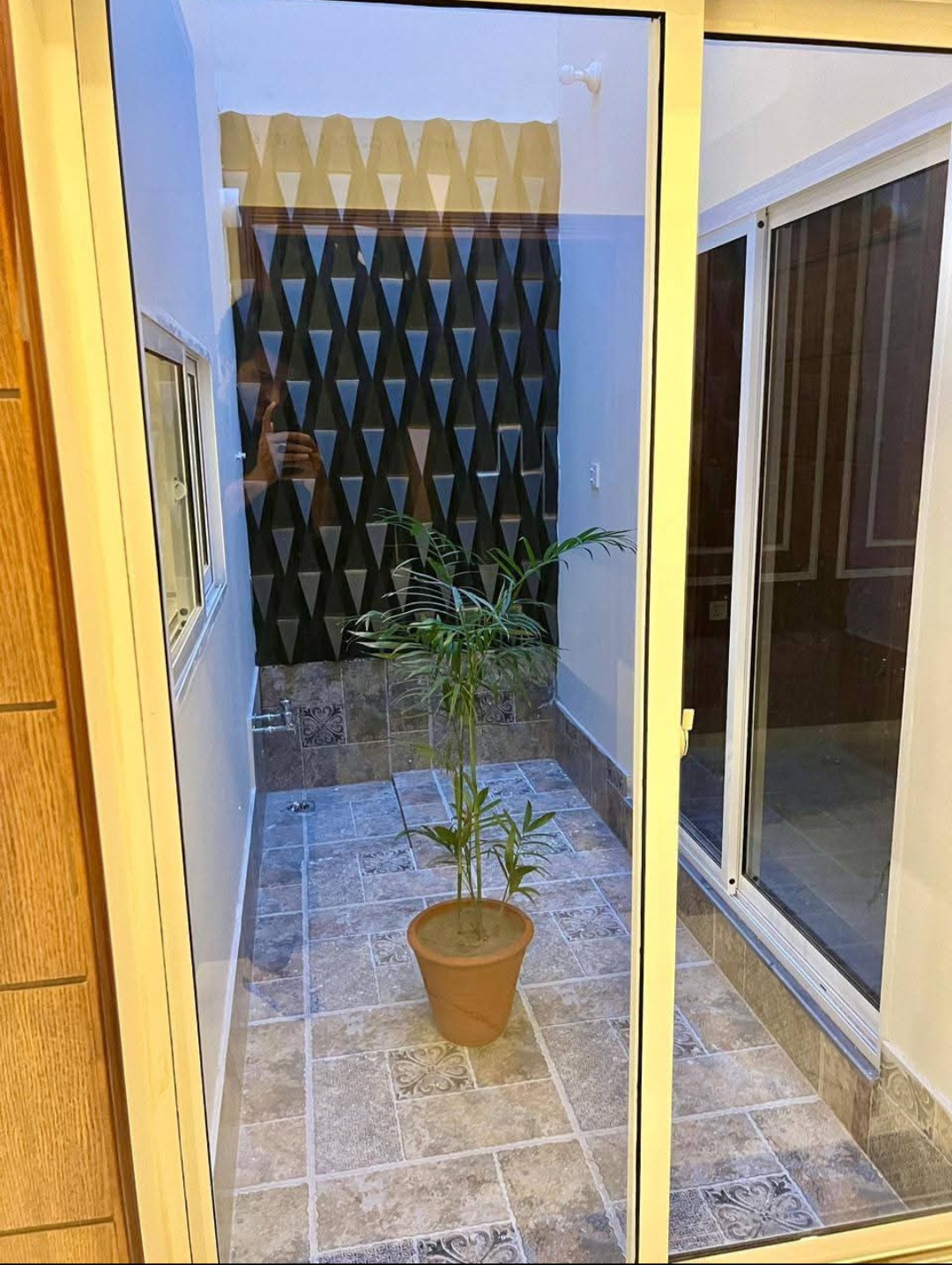 Screenshot_20250521_092644_Facebook