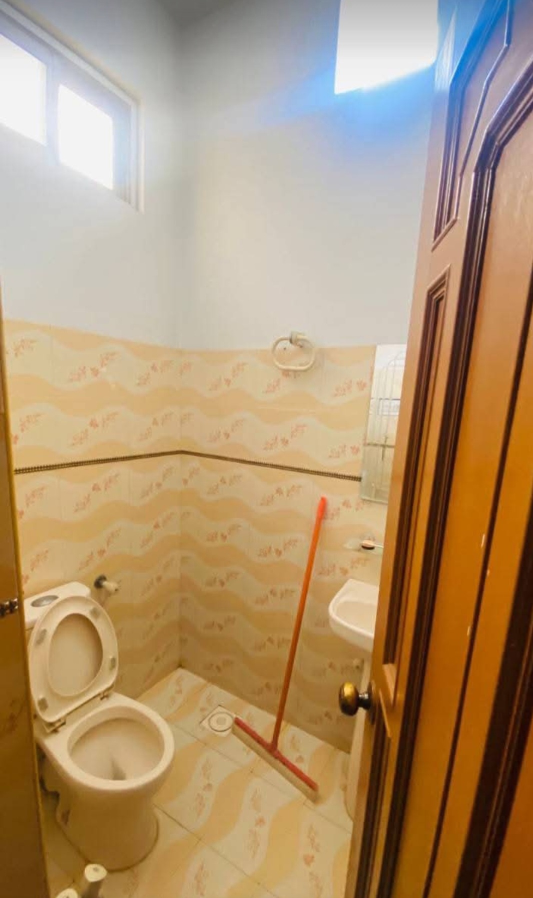 Screenshot_20250521_111602_Facebook