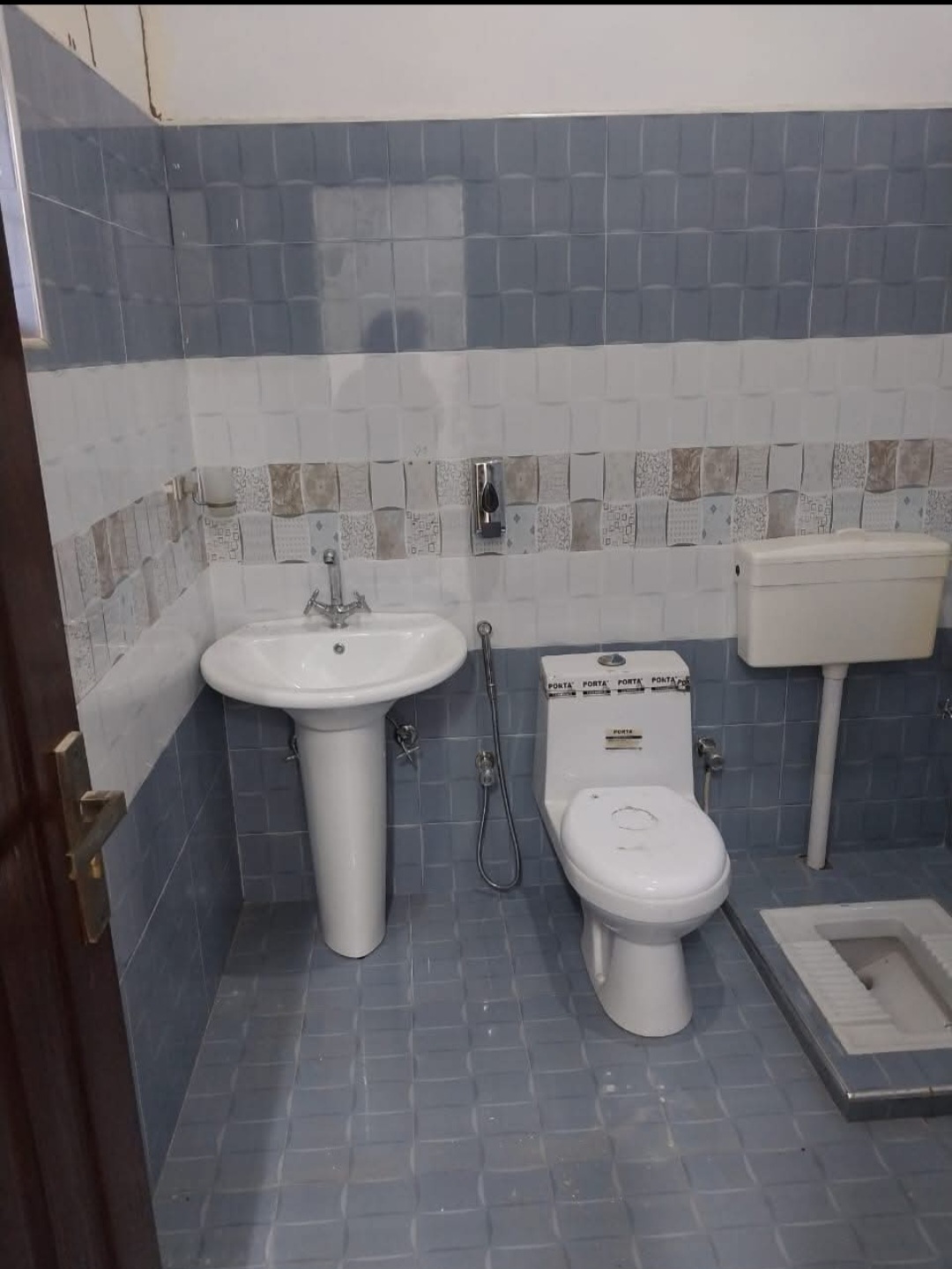 Screenshot_20250523_173715_Facebook