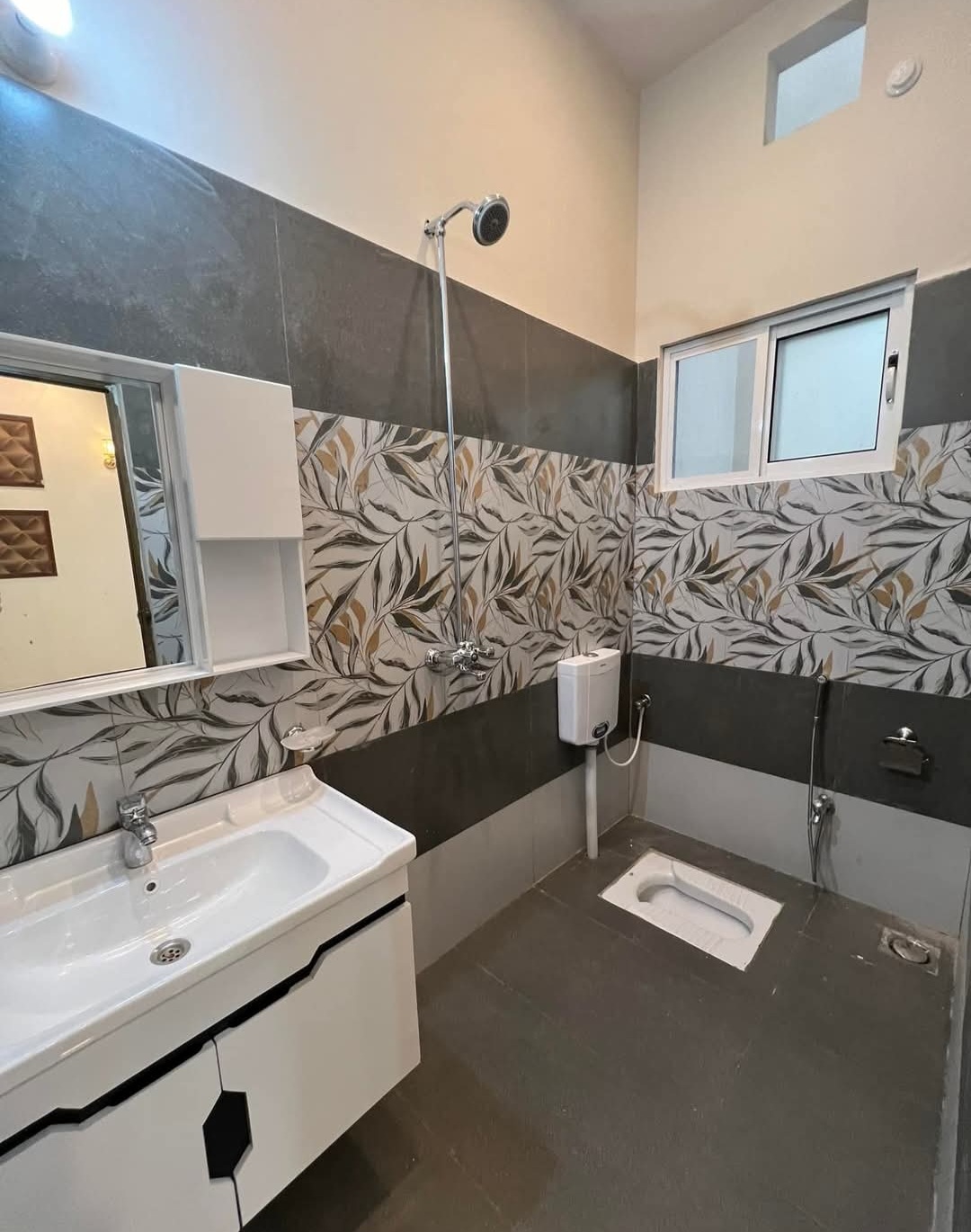 Screenshot_20250523_174142_Facebook