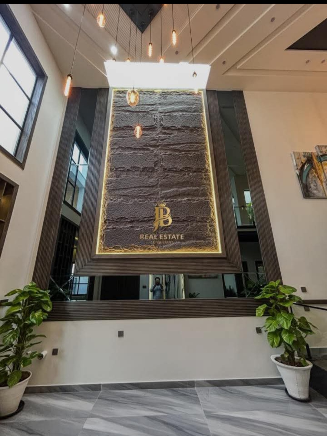 Screenshot_20250527_181625_Facebook