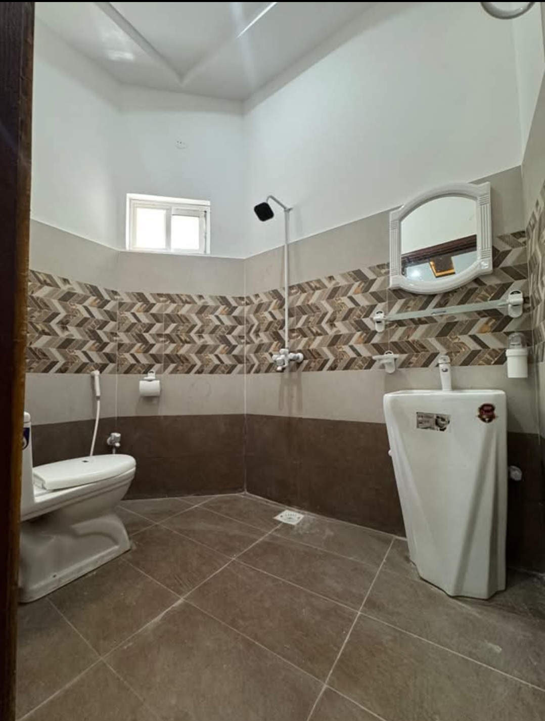 Screenshot_20250527_234410_Facebook