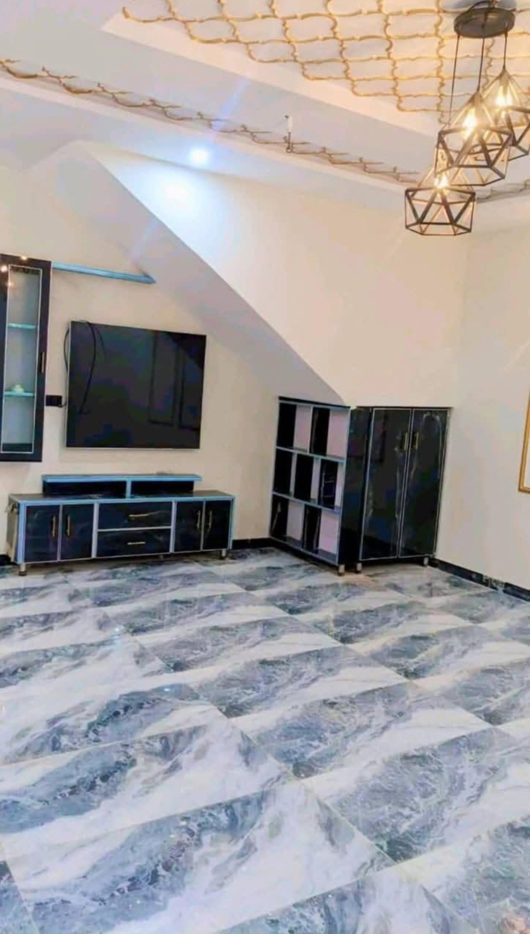 Screenshot_20250527_234557_Facebook