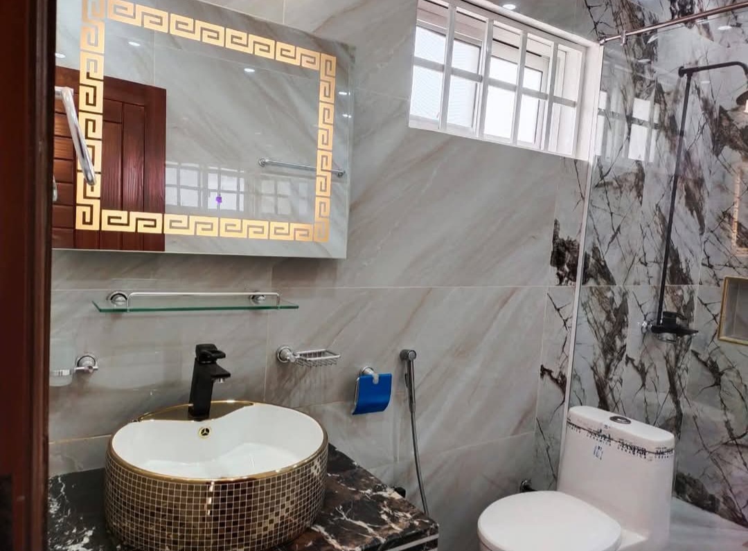 Screenshot_20250528_223600_Facebook