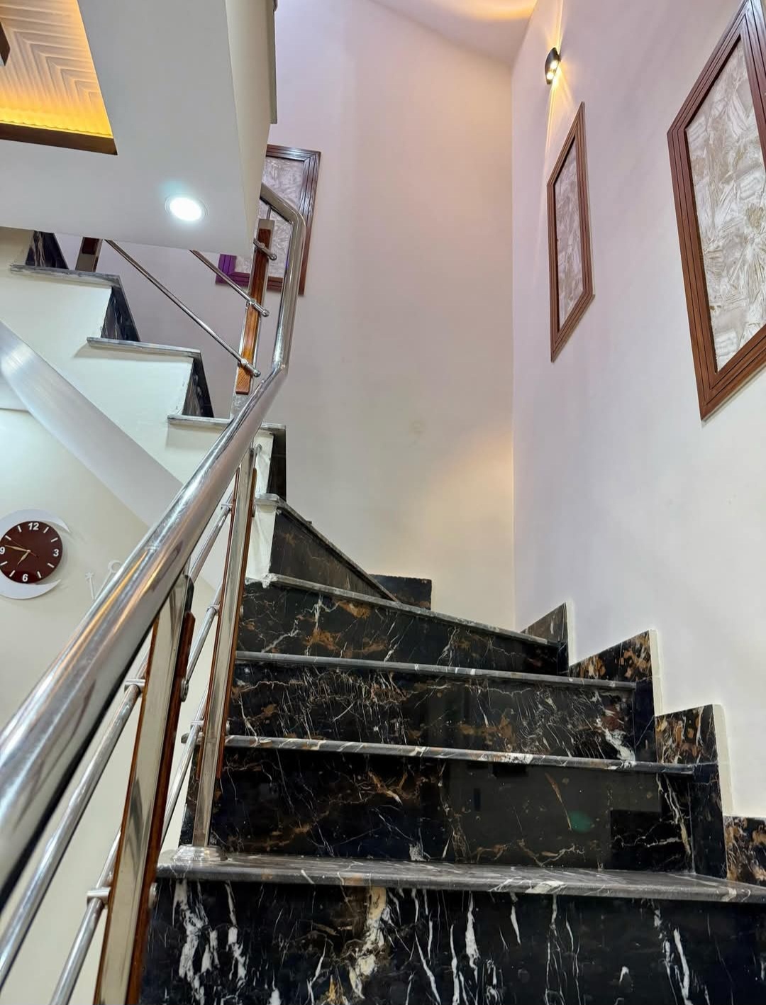 Screenshot_20250528_223703_Facebook