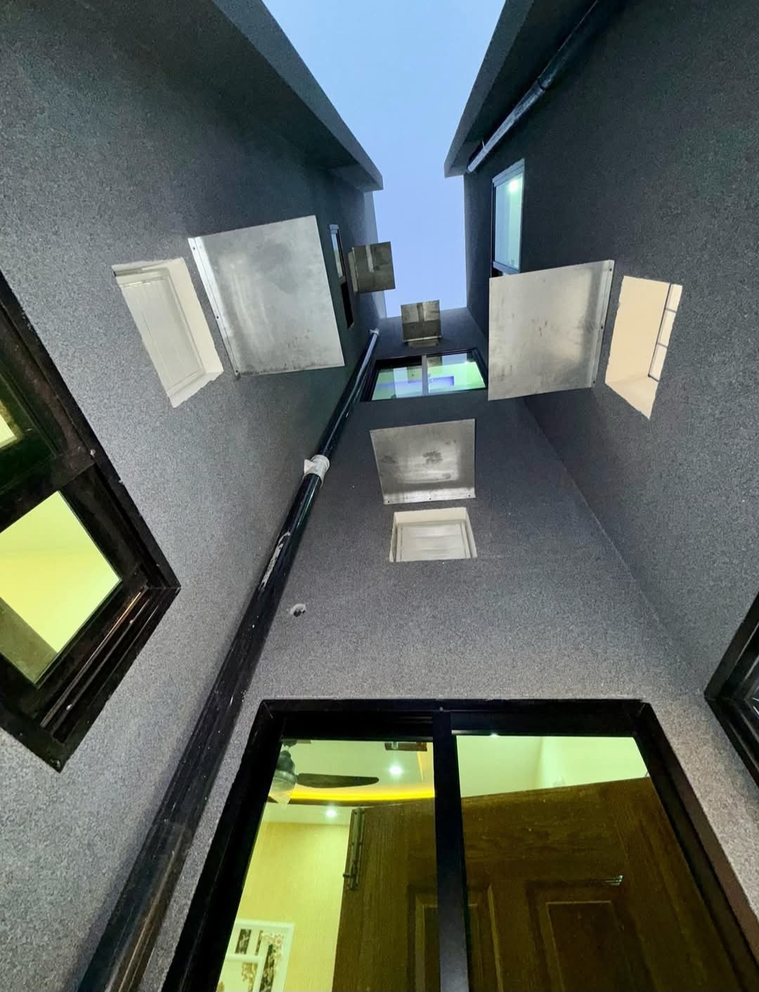 Screenshot_20250528_223715_Facebook