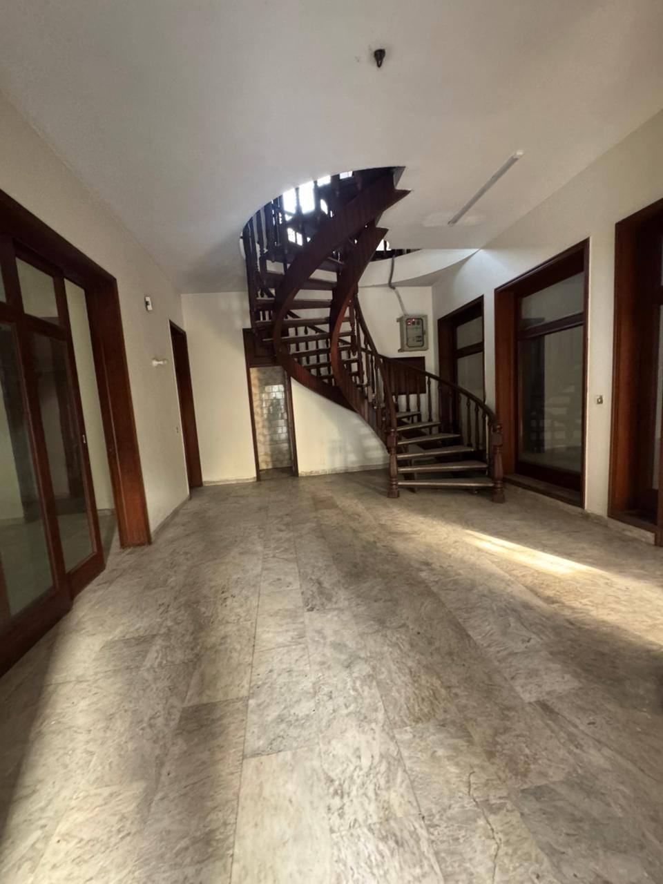 504377988_755403933544656_6187994594038330322_n