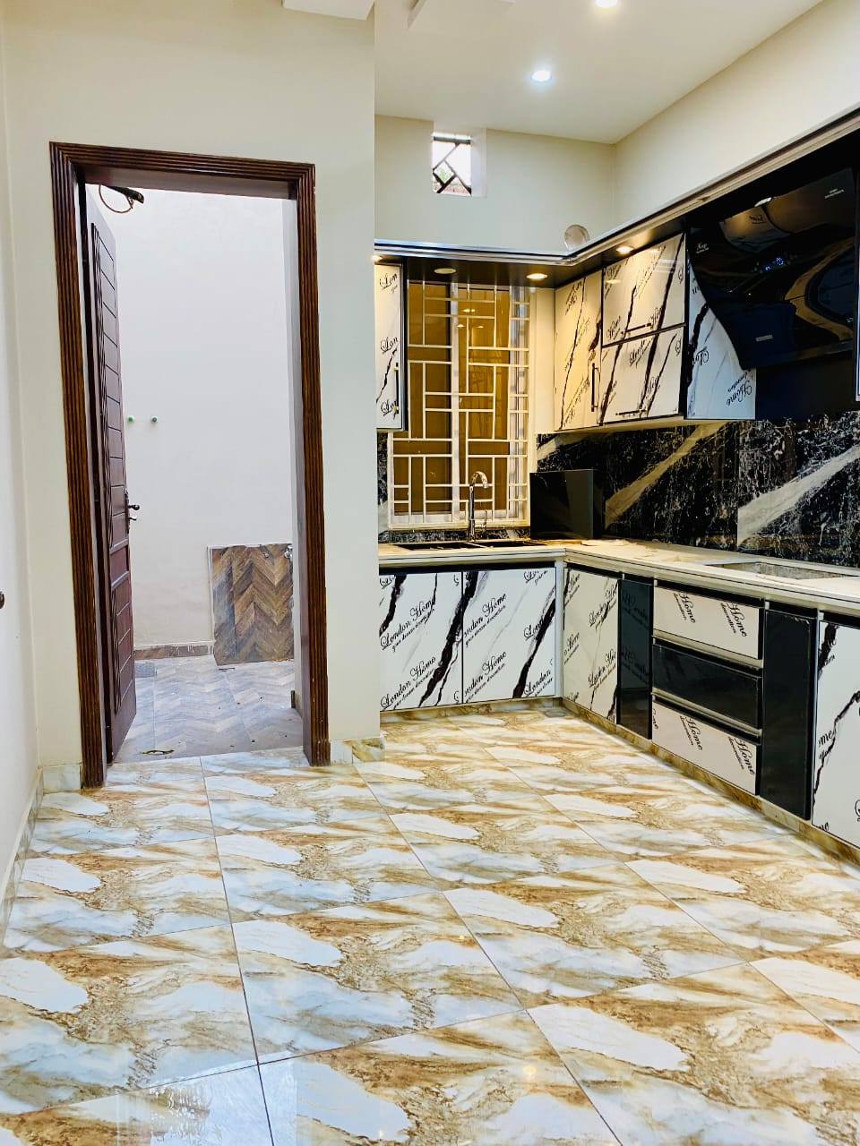 518405587_9825289954247219_3312742092349937905_n