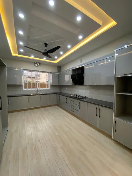 520872346_769103126070268_1484290452844796260_n