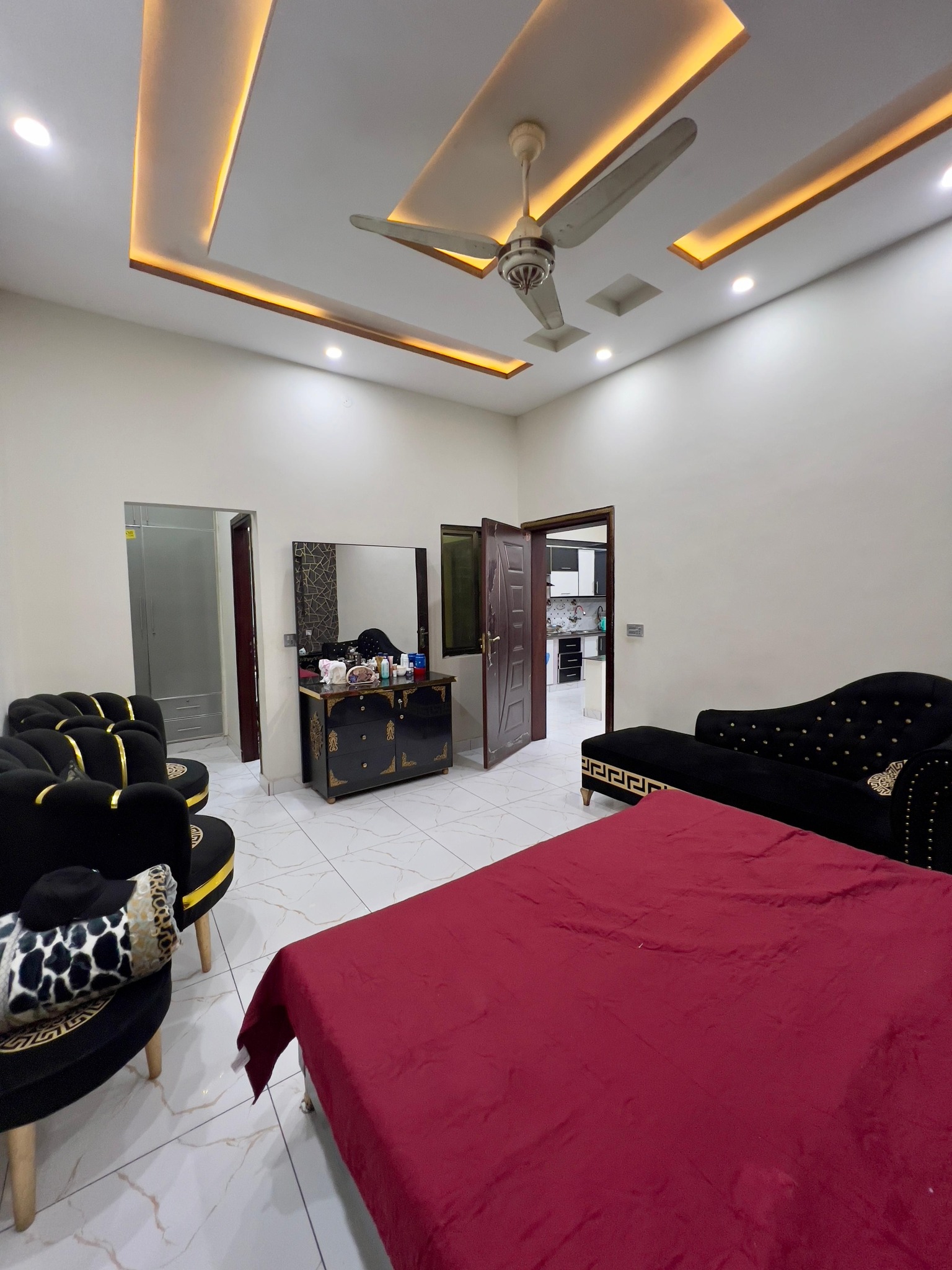 492493335_122194529180100227_2554219996427160262_n