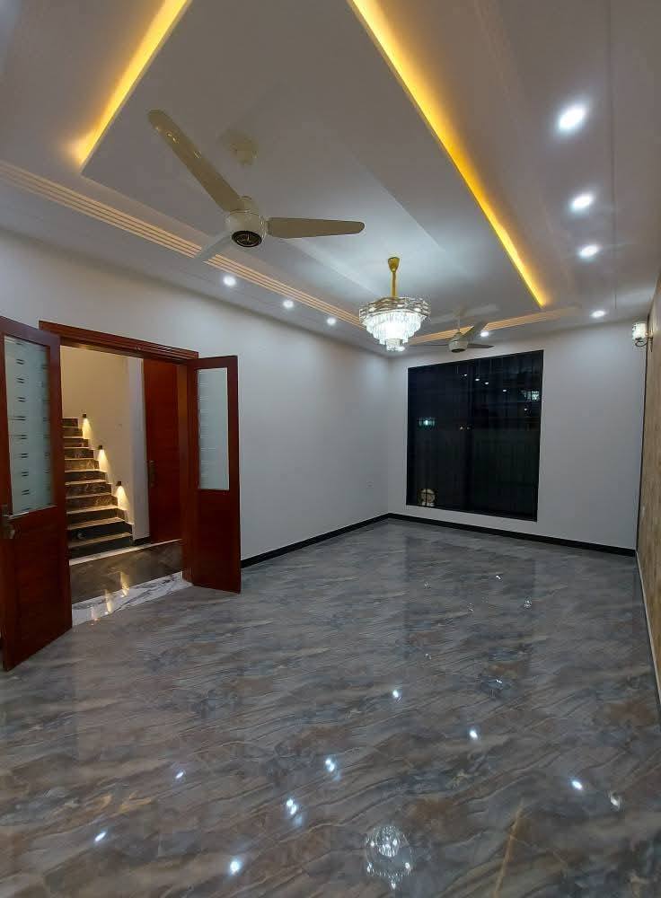 493529430_1973855506481870_224751022693655151_n