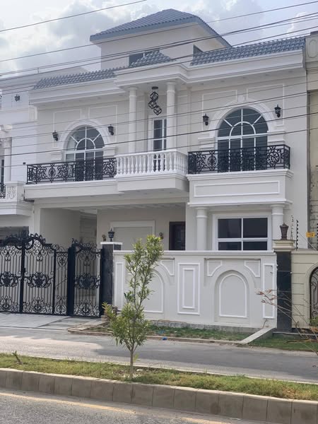 518252630_1166182742210638_8580419361855689297_n