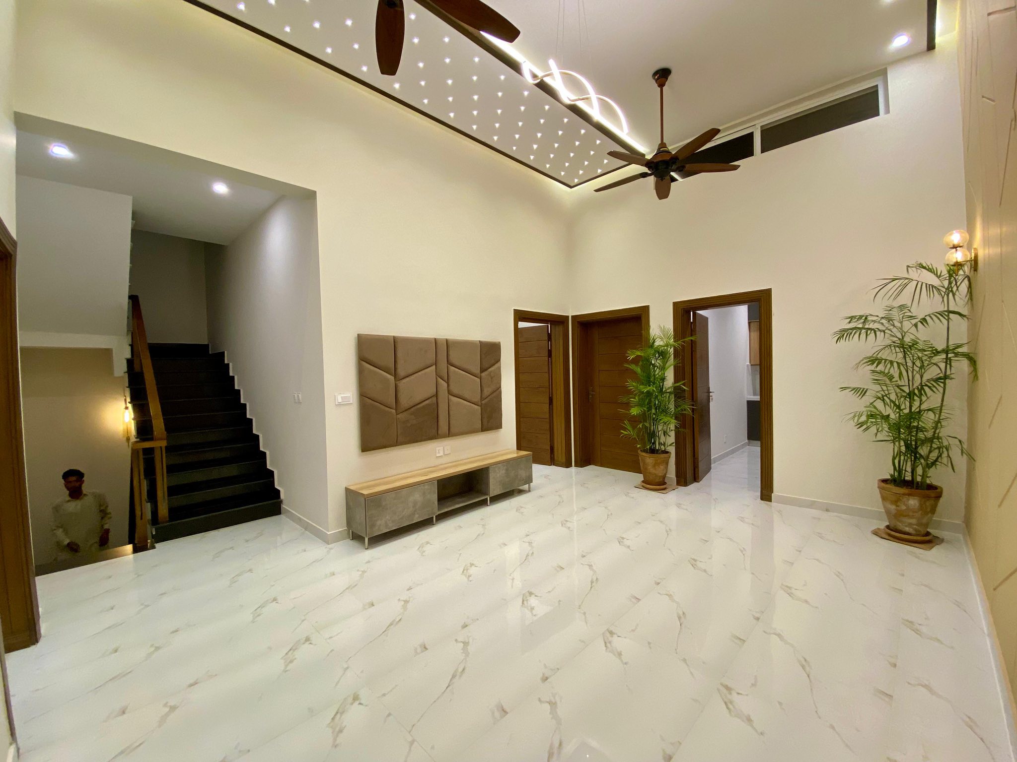 518406870_1742713376635438_2403393307561466776_n