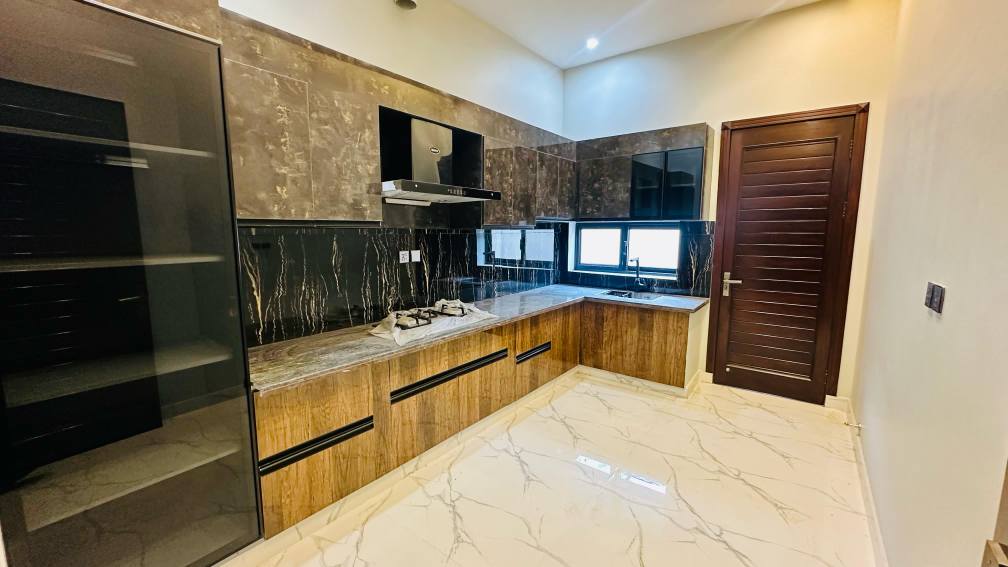 518417043_785279264069151_4827346802814672314_n