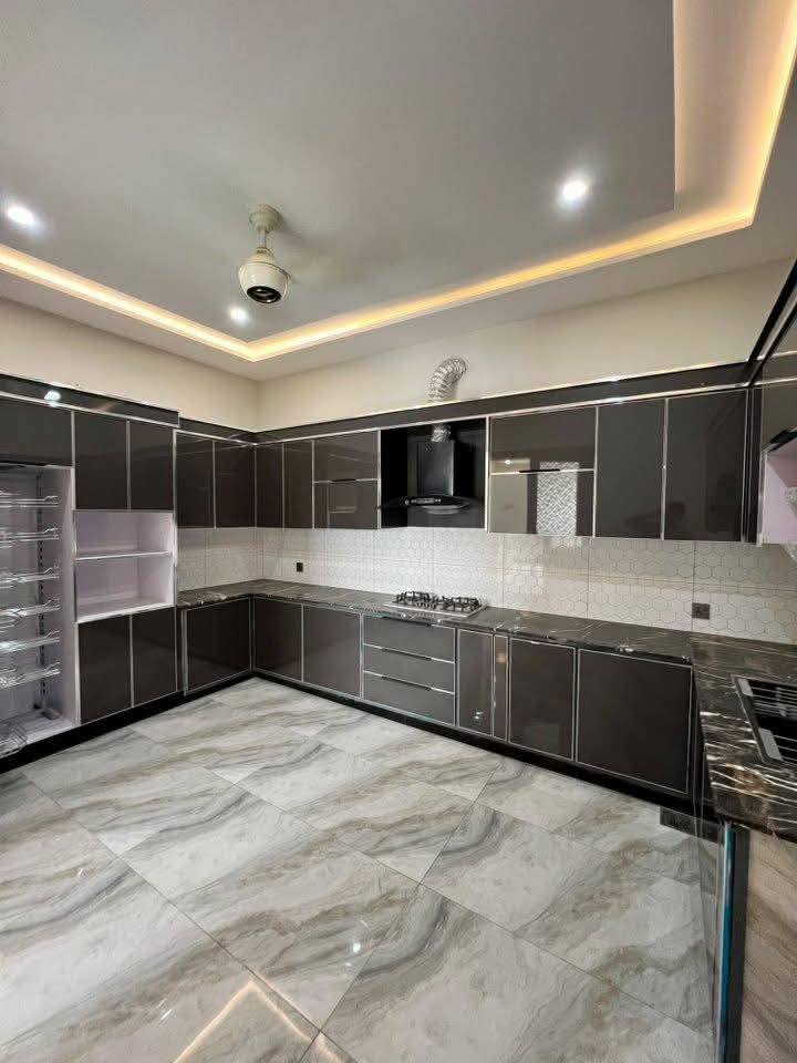 520067138_122205440234100227_3945473482616635788_n