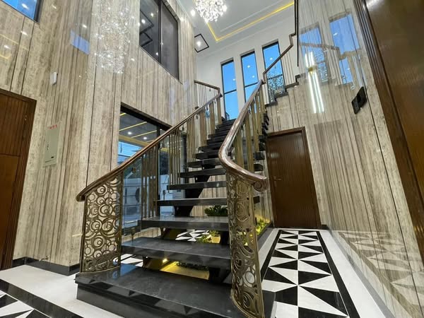 528924743_727899330057820_477601591221430998_n