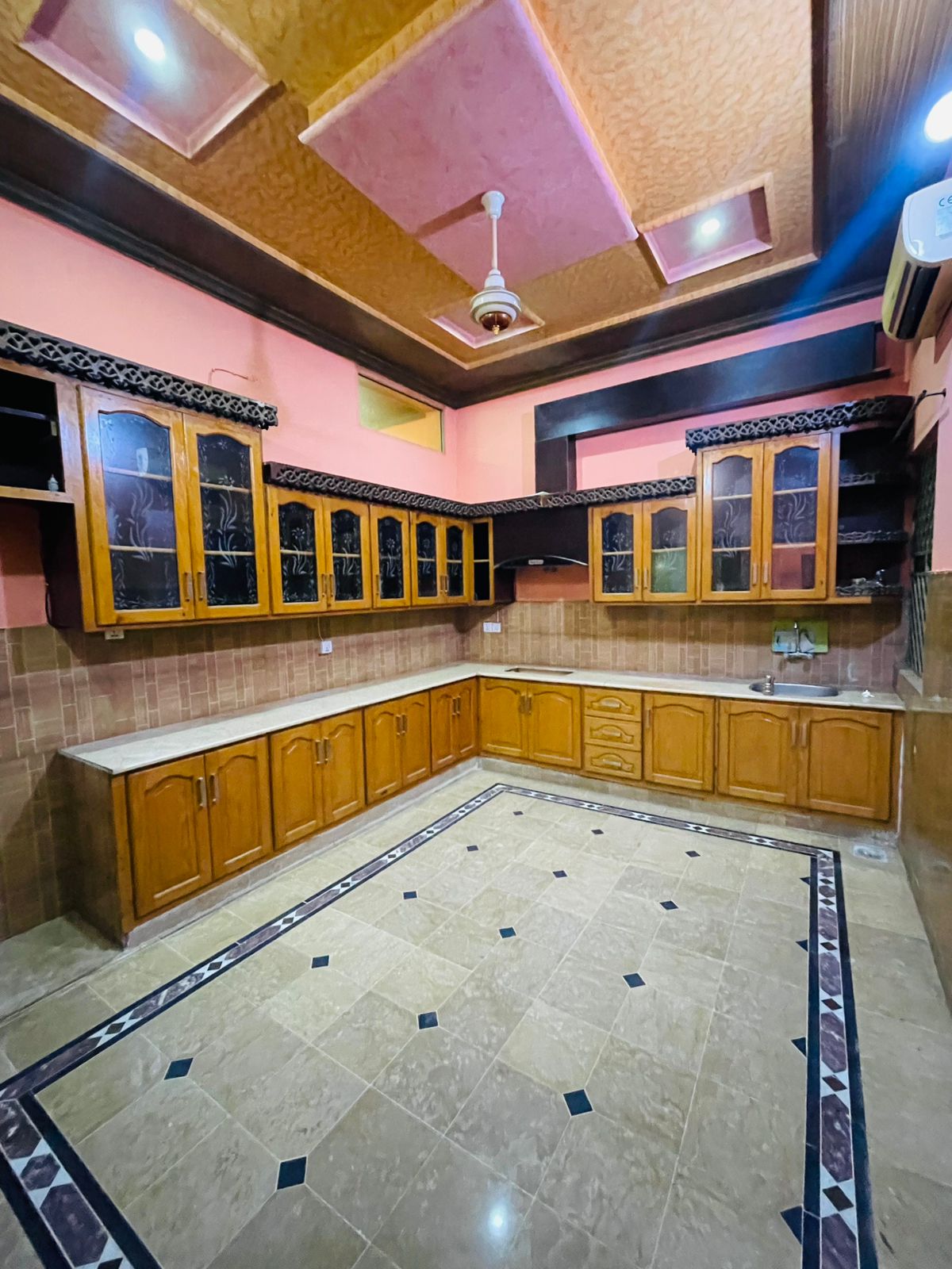 529653560_1058864793078781_4075729922799918209_n