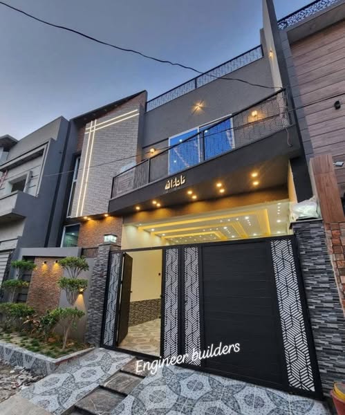 529785044_122135356052827414_1302837224521854059_n