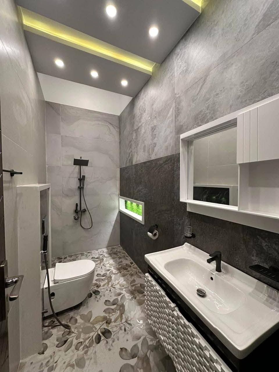 530659209_738651732301634_4077558230473635570_n