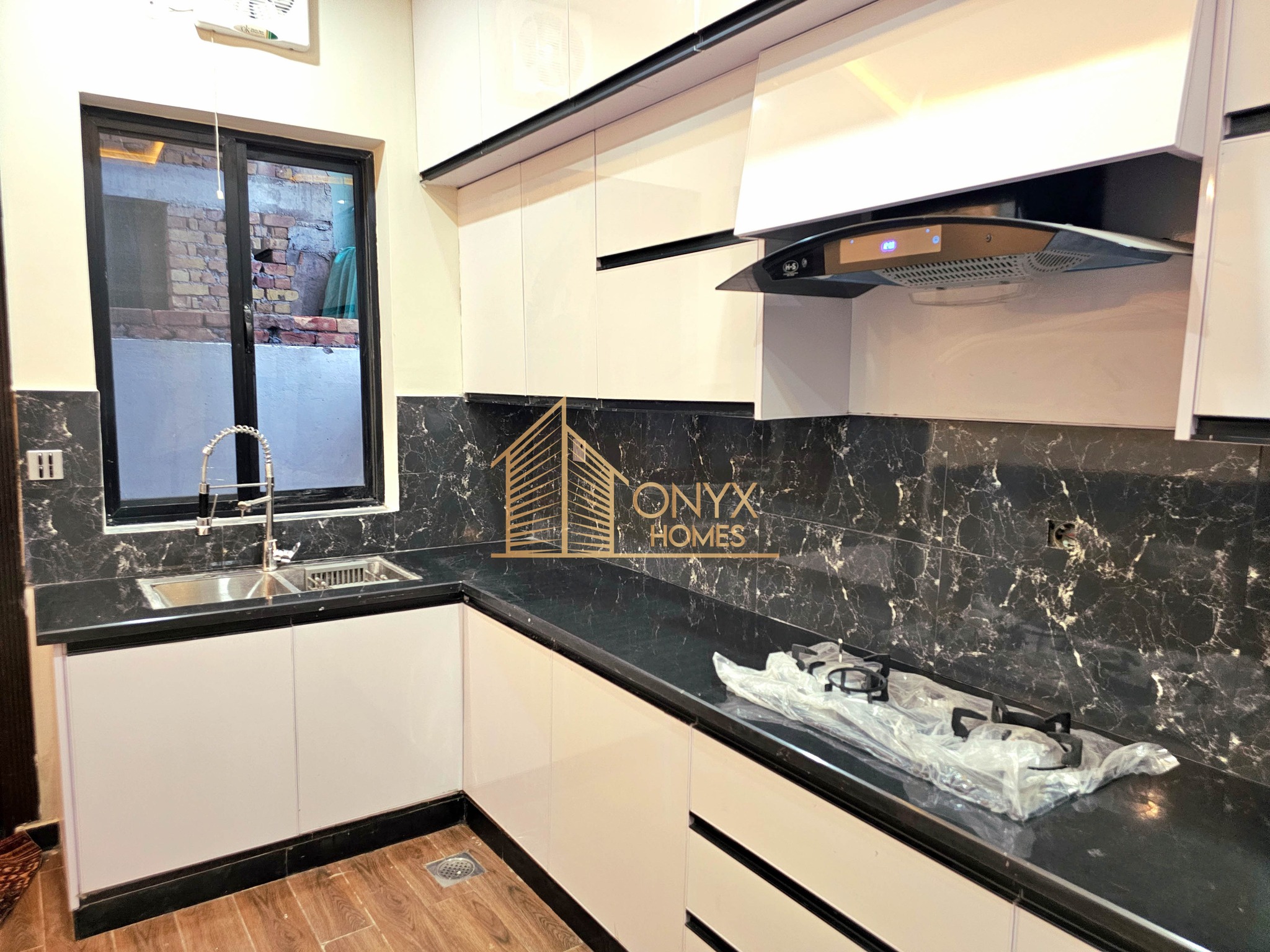 535565467_1086735360214000_58248350135180070_n