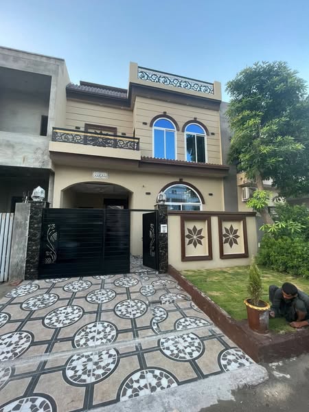 538533632_1464684501221893_933738309081297531_n