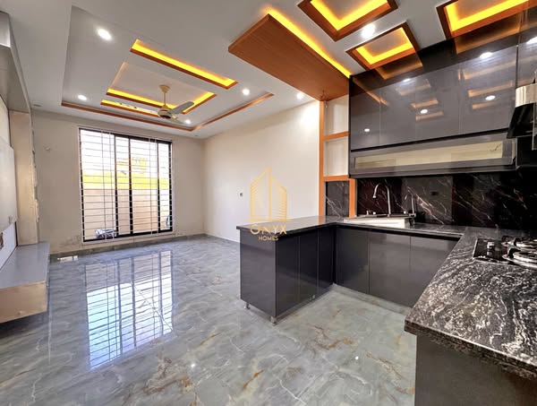 539530342_1091581386396064_3309581089384000701_n