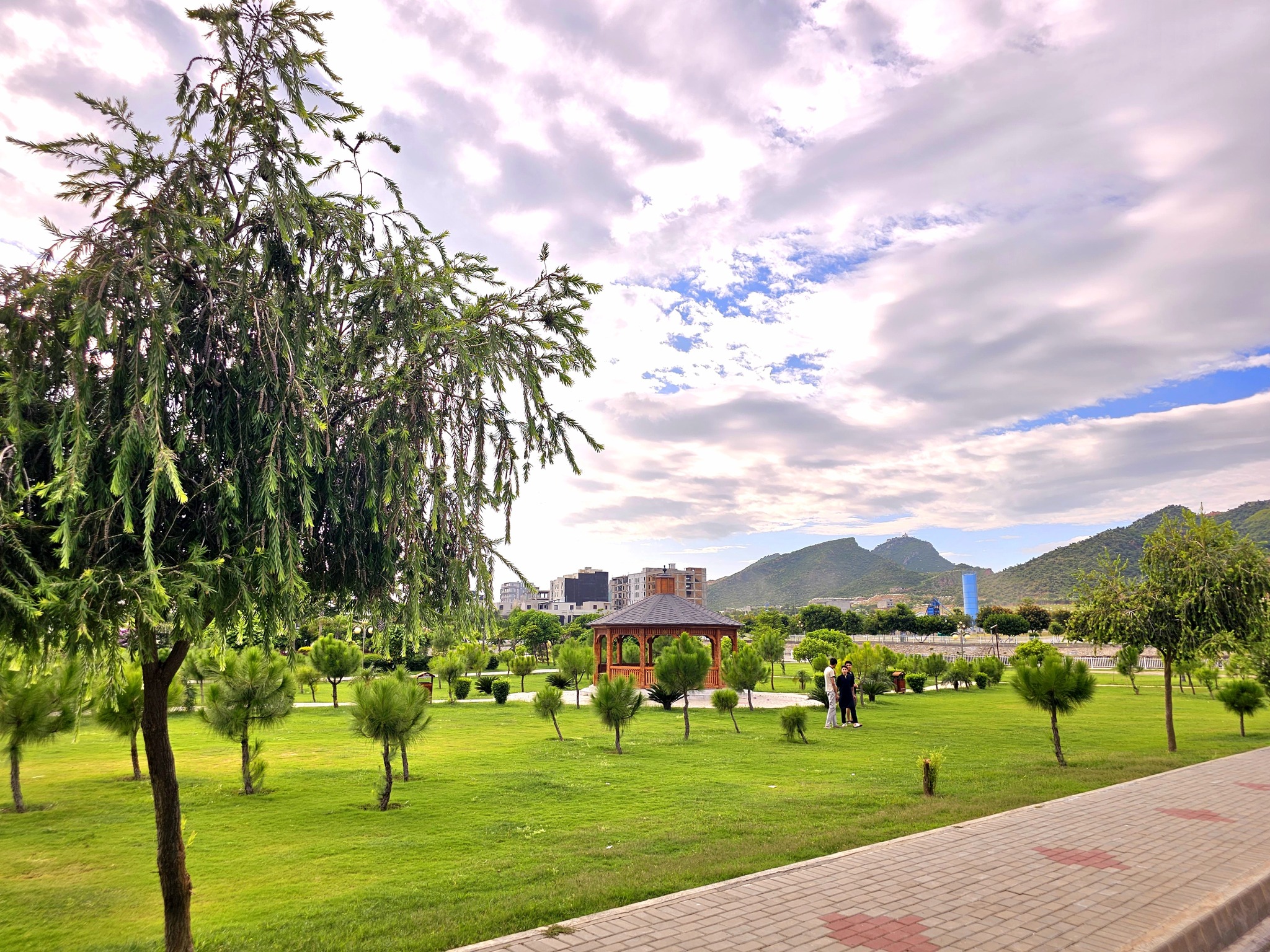 540000316_1093804276173775_8737243762020885050_n