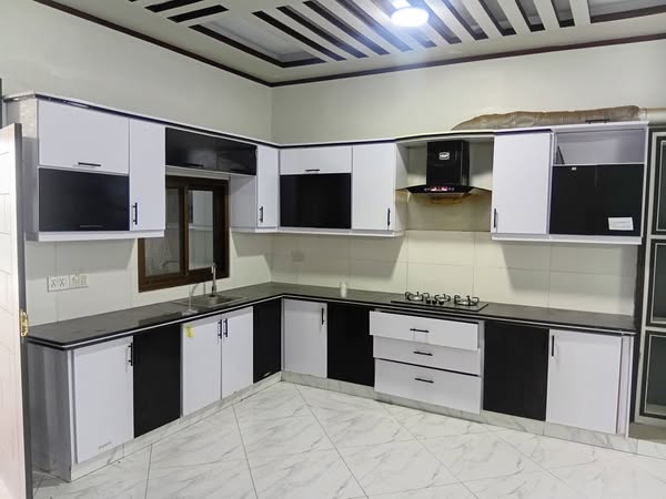 540251170_122176436636532980_2408292461777900246_n