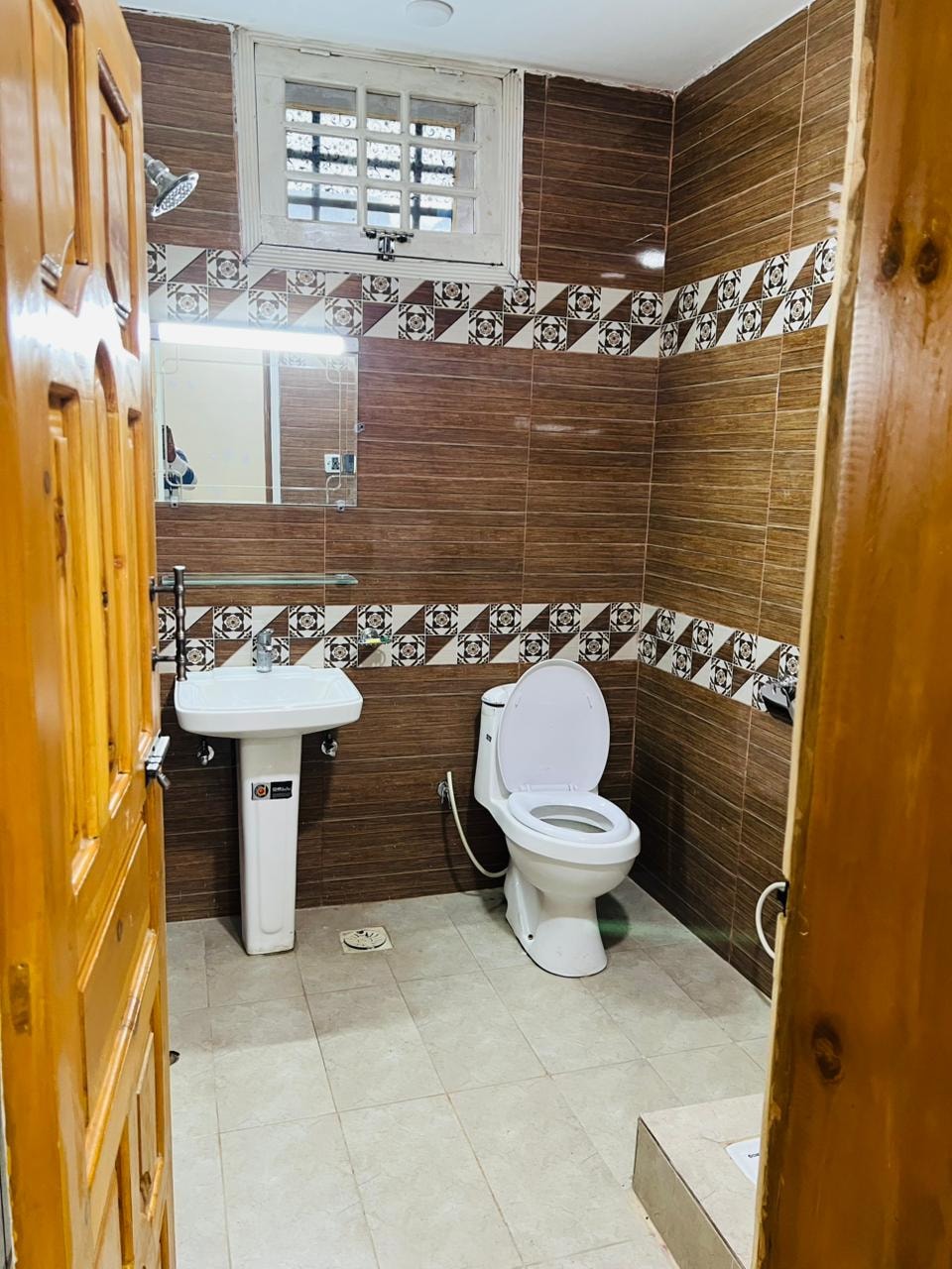 520459941_721513123968381_5163361888506055134_n