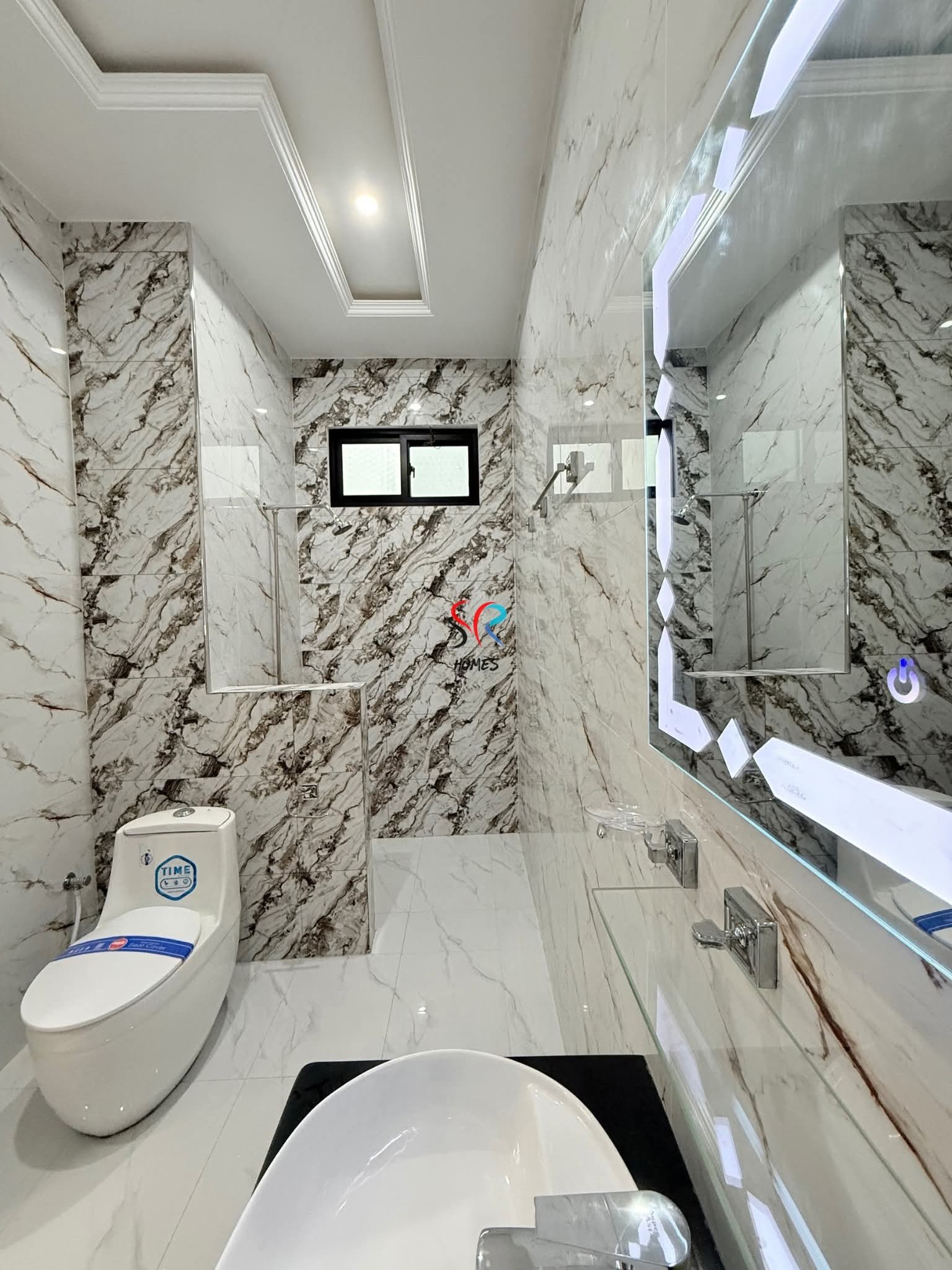 537857528_122125167596936041_6858080755515079974_n