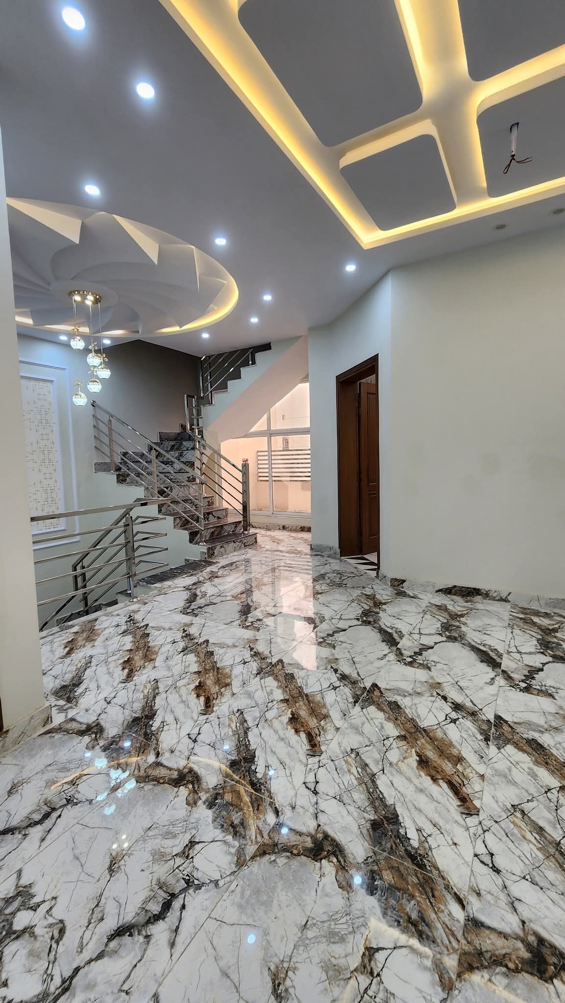 538883220_122125781456936041_2133034438172081737_n