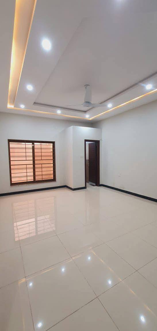 539028960_122257150496069090_5740667103911031249_n