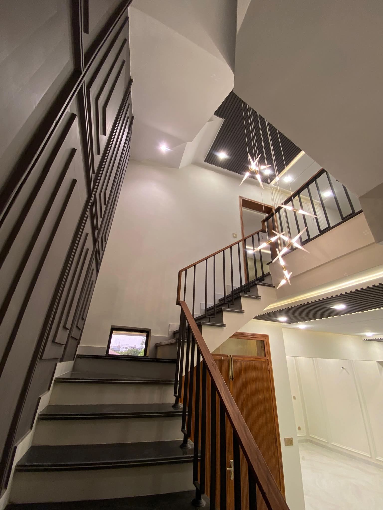 540506192_122135760470886701_7131802811175319366_n