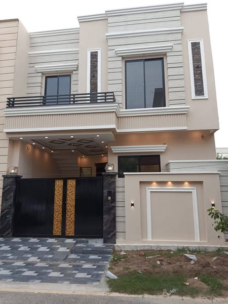 540618857_10239240627697436_9102763309695100561_n