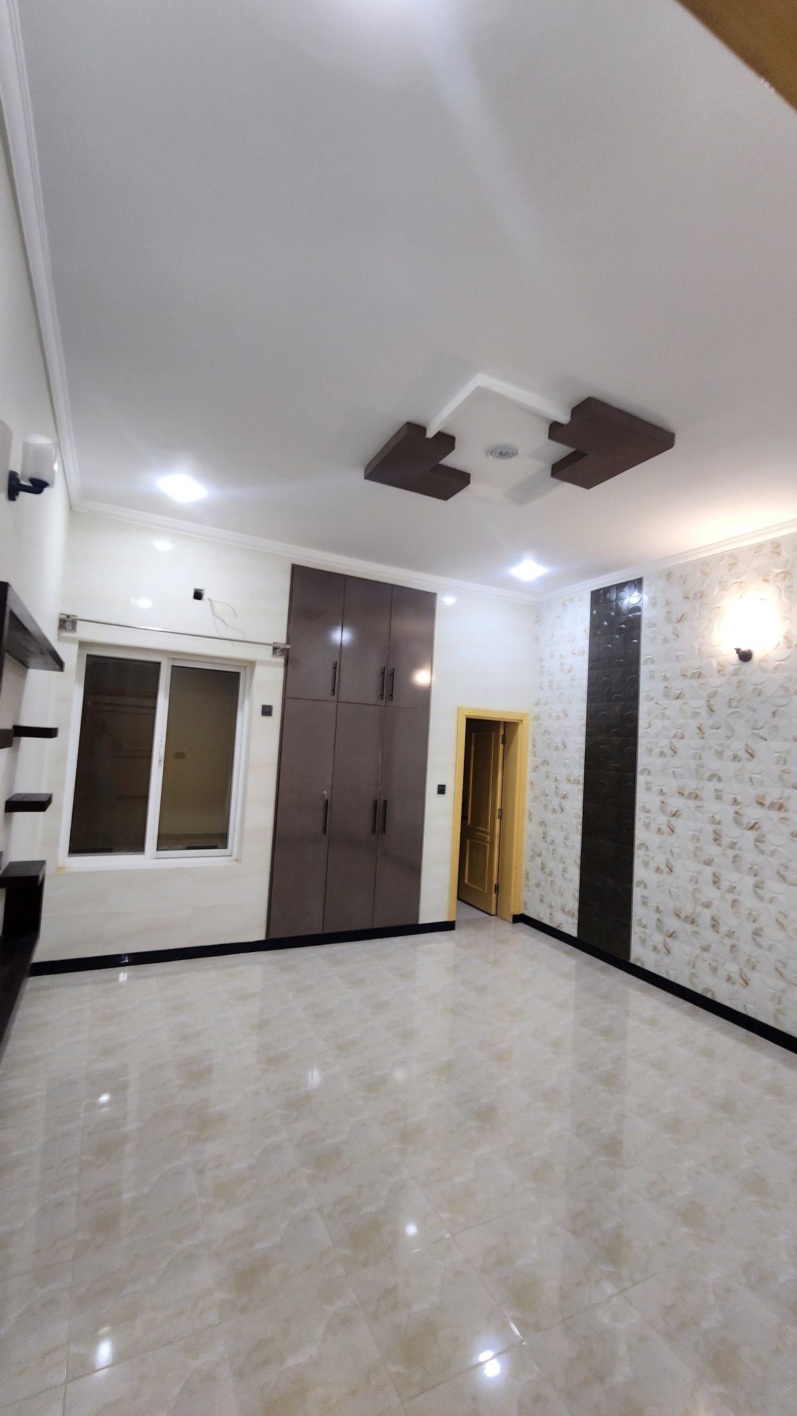 541327964_1323870253078569_7737426159260867090_n