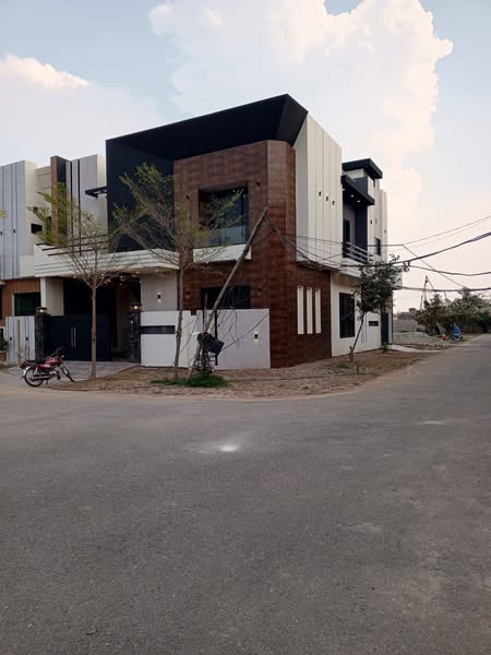 541497673_10239286783491302_2636251693439410784_n