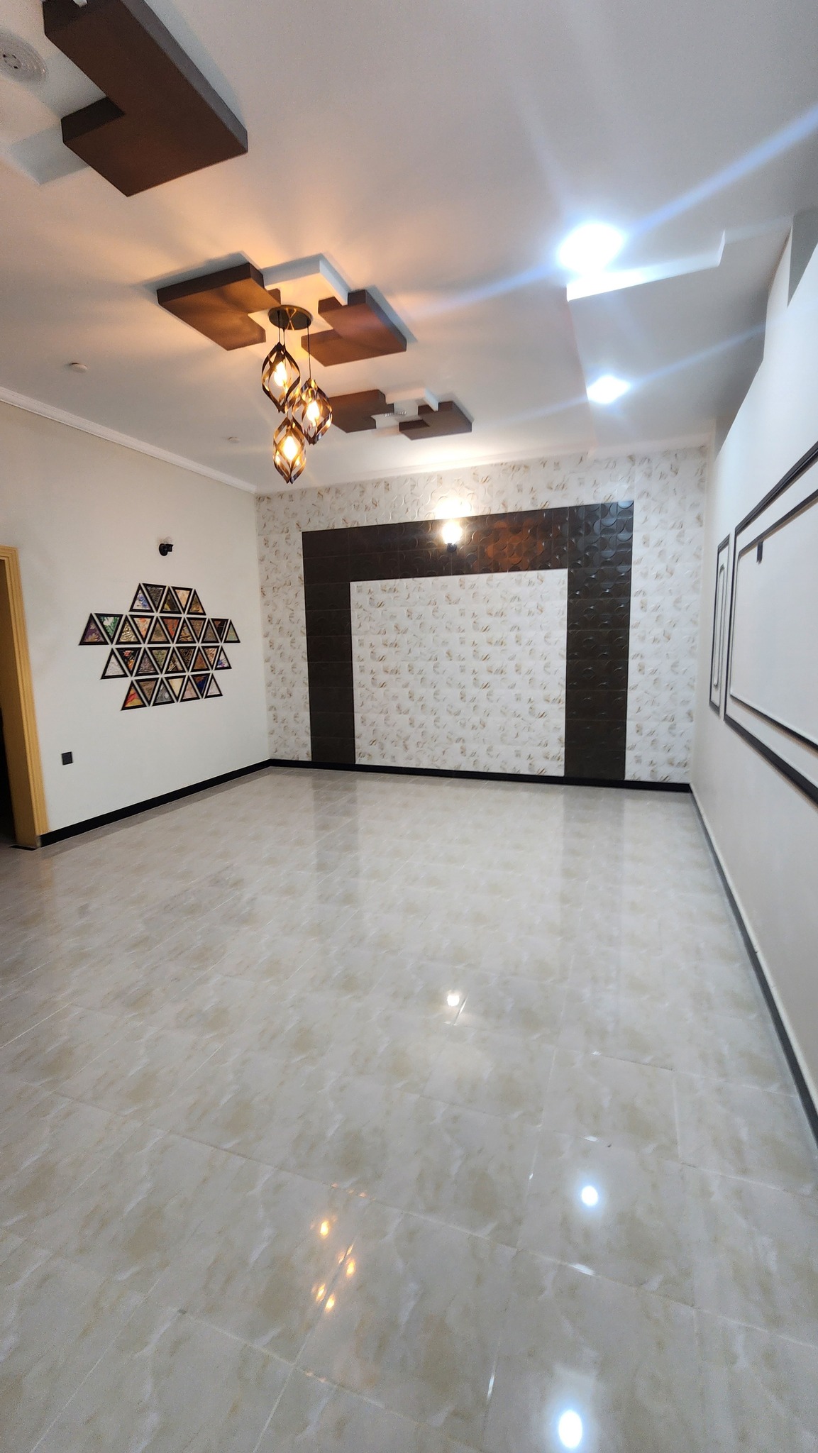 541897517_1323870223078572_1325305392806452378_n