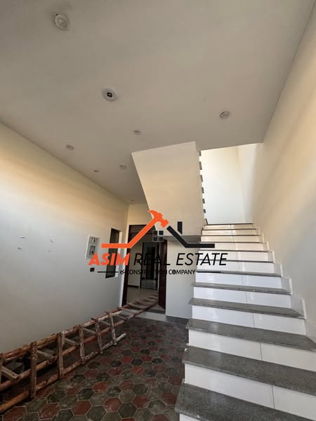 543365238_122286205580008989_3326103487824515435_n