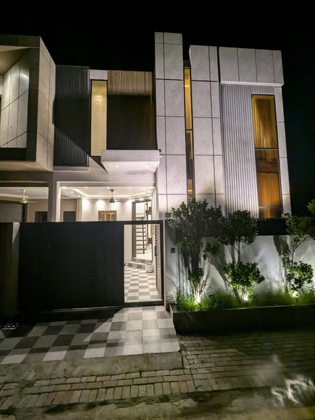 545374496_122257945130217461_6826918328372699006_n